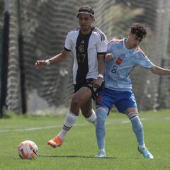 Guiu y Óscar Mesa meten a la Sub-17 en el Europeo