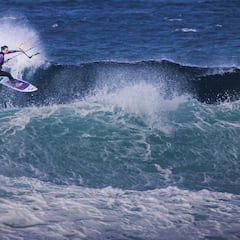 Julia Castro: "Caer en olas tan grandes, con 22 metros de líneas muy finitas, es una movida"
