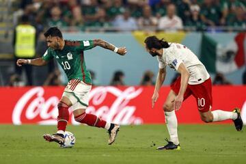 El jugador mexicano Alexis Vega dio una destacada actuación en el partido contra Polonia.