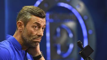 El timonel del Cruz Azul está cansado de que no le devuelvan a sus jugadores en la misma condición que los manda.