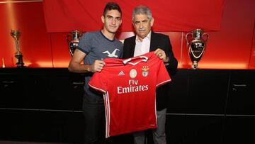 El colombiano Guillermo Celis ya es oficialmente del Benfica
