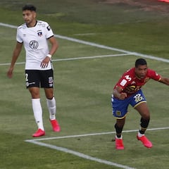 Unión Española goleó a Colo Colo en el Monumental