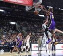 LeBron, el renovado Howard y los Lakers se imponen a los Spurs