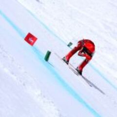 El italiano Origone, a 255 k/h sobre los esquíes. Récord