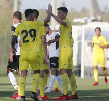 Los jugadores del Villarreal celebrando un gol.