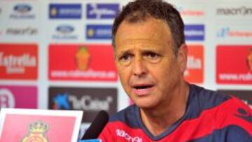 Caparrós en rueda de prensa.