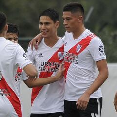 Flabián Londoño sigue en racha: Triplete en la reserva de River