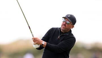 ST ANDREWS, SCOTLAND - JULY 14: Phil Mickelson of the United States tees off on the eleventh hole during Day One of The 150th Open at St Andrews Old Course on July 14, 2022 in St Andrews, Scotland. (Photo by Ross Kinnaird/Getty Images)