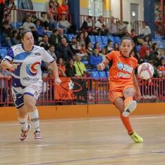 Burela y Penya Esplugues con pleno lideran la clasificación