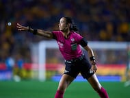 Referee Katia Itzel Garcia during the 5th round match between Tigres UANL and Santos as part of the Liga BBVA MX, Torneo Clausura 2026 at Universitario Stadium, on February 06, 2026 in Monterrey, Nuevo Leon, Mexico.