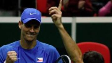 Berdych y Stepanek sentencian con el dobles
