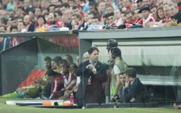 Michael Buskens entrenador del Rapid.