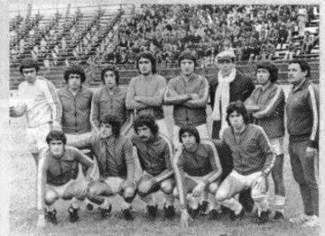 10 de septiembre de 1978: Fallece en Chill&aacute;n el entrenador Nelson Oyarz&uacute;n, cuando dirig&iacute;a a &Ntilde;ublense. Ese mismo d&iacute;a, el equipo chillanejo vence 2-1 a Colo Colo.