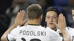 Alemania se rinde ante las exhibiciones de Özil