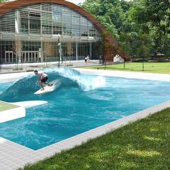 Crean una nueva ola artificial portátil para el surf