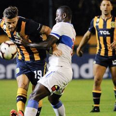 Católica decepciona en Rosario y peleará en Brasil por los octavos