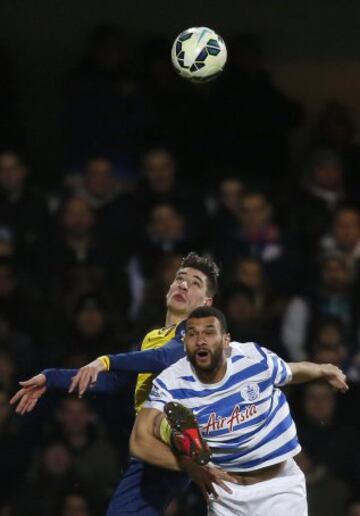 Arsenal tuvo un duro choque con el Queens Park Rangers.