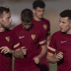 La Copa África determina la planificación sevillista