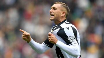 UDINE, ITALY - OCTOBER 23: Gerard Deulofeu of Udinese Calcio celebrates after scoring their team's first goal during the Serie A match between Udinese Calcio and Torino FC at Dacia Arena on October 23, 2022 in Udine, Italy. (Photo by Alessandro Sabattini/Getty Images)