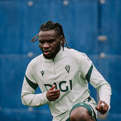 Kouamé vuelve a entrenar con el Cádiz