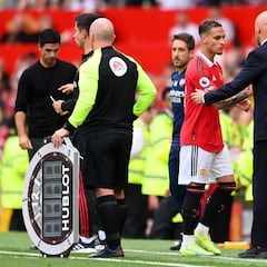 Ten Hag desquicia a Joel Glazer con Antony