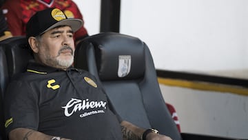 Policía obtiene correos y estudios médicos de Maradona ausentes en el juicio por su muerte