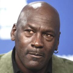 Michael Jordan backs league's covid vaccination stance