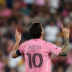 Messi leaves Cristiano Ronaldo behind in top statistic