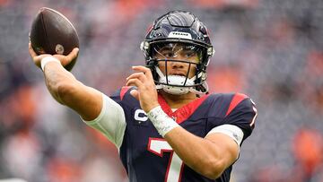 HOUSTON, TEXAS - DECEMBER 03: C.J. Stroud #7 of the Houston Texans warms up before the game against the Denver Broncos at NRG Stadium on December 03, 2023 in Houston, Texas.   Sam Hodde/Getty Images/AFP (Photo by Sam Hodde / GETTY IMAGES NORTH AMERICA / Getty Images via AFP)