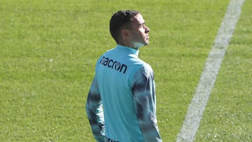 20/11/20
 ENTRENAMIENTO DEL LEVANTE UD - ROGER MARTI
 
 
 
 
 
 
 
 
 
 
 
 
 
 
 
 
 
 