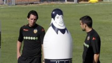 El Valencia dará inicio mañana a la temporada oficial 09-10 en el partido correspondiente a la ida del ''play-off'' de la UEFA Europa League donde se medirá al Stabaek noruego (21.00 horas/Canal 9), un equipo ya acostumbrado al frío noruego y al césped artificial del Telenor Arena, dos circunstancias que el club de Mestalla deberá superar para encarrilar la eliminatoria