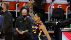 Juan Toscano brilla pese a derrota de Golden State Warriors