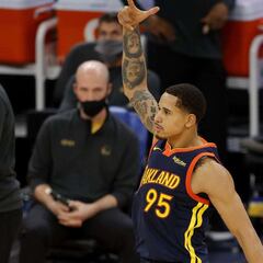 Juan Toscano brilla pese a derrota de Golden State Warriors