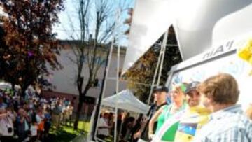 <b>DE AMARILLO. </b>Dani Navarro se enfundó el maillot de líder en l'Ain.