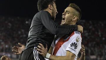 El delantero colombiano Rafael Santos Borr&eacute; fue figura de River Plate en el triunfo contra Independiente por Copa Libertadores al anotar gol y poner otro.