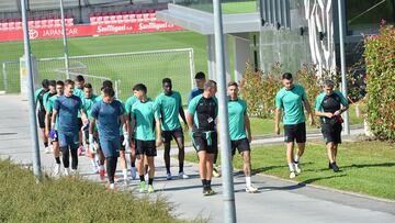 Lezama: pruebas médicas y primeros pases sobre el verde de los leones