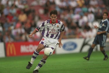 En 1997 fichó por el Real Valladolid, equipo en el que permaneció cuatro temporadas. En la temporada 2005-06 regresó al Real Valladolid, por entonces en segunda división. Militó en el conjunto blanquivioleta tres campañas.