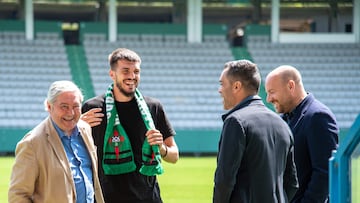 Puric cambiará el Racing de Ferrol por el Tondela portugués.