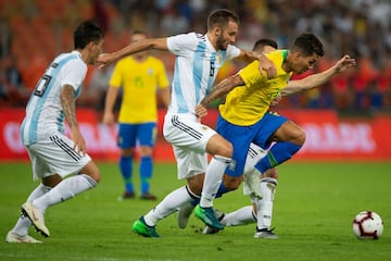 Clásico Sudamericano: Argentina-Brasil en imágenes