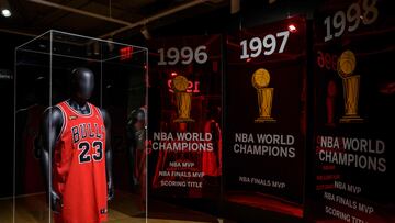 (FILES) In this file photo taken on September 06, 2022 Michael Jordan�s game-worn 1998 NBA Finals �The Last Dance� jersey, from game 1, is displayed during Sotheby�s �Invictus� sales, in New York City. - A jersey worn by basketball legend Michael Jordan during Game 1 of the 1998 NBA Finals, his last title victory, sold for a record $10.1 million on Septemver 15, 2022, Sotheby's said. (Photo by ANGELA WEISS / AFP)