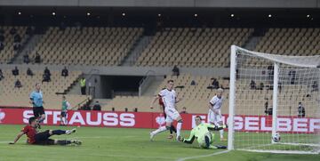 4-0. Ferrán Torres marcó el cuarto gol.