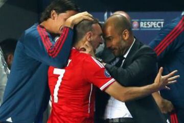 Bayern de Munich - Chelsea. 1-1. Ribery celebra elgol del empate con Pep Guardiola.