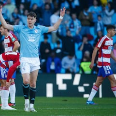 Benítez saca el veneno de Larsen