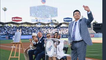 Fernando Valenzuela entra al Salón de la Fama de los Dodgers