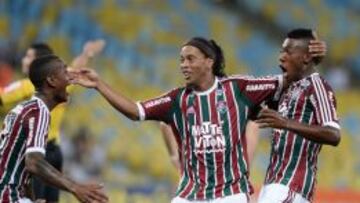 Ronaldinho y Fluminense terminan relación