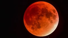 Total lunar eclipse live: Watch rare blood moon online