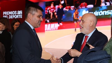 01/12/25 GALAAS 2025 GALA AS
PREMIOAS PREMIOS AS DEL DEPORTE
DAVID AGANZO PRESIDENTE AFE
JAVIER TEBAS PRESIDENTE DE LALIGA