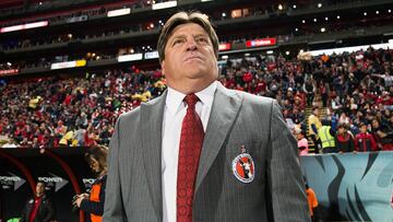 Miguel Herrera expresó que aún no ha renovado con Xolos debido a los rumores sobre el supuesto interés de Las Águilas por sus servicios.