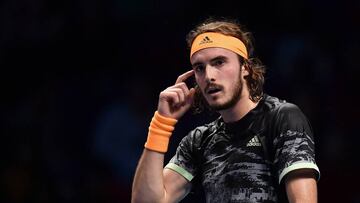LONDON, ENGLAND - NOVEMBER 16: Stefanos Tsitsipas of Greece reacts in his semi-final singles match against Roger Federer of Switzerland during Day Seven of the Nitto ATP World Tour Finals at The O2 Arena on November 16, 2019 in London, England. (Photo by Justin Setterfield/Getty Images)