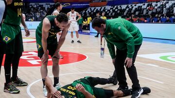 Raulzinho Neto, en el momento de lesionarse.